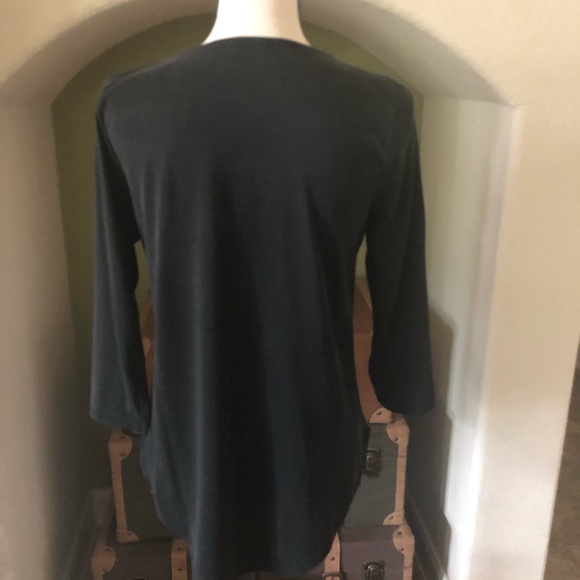 Blouse - Picture 2 of 3